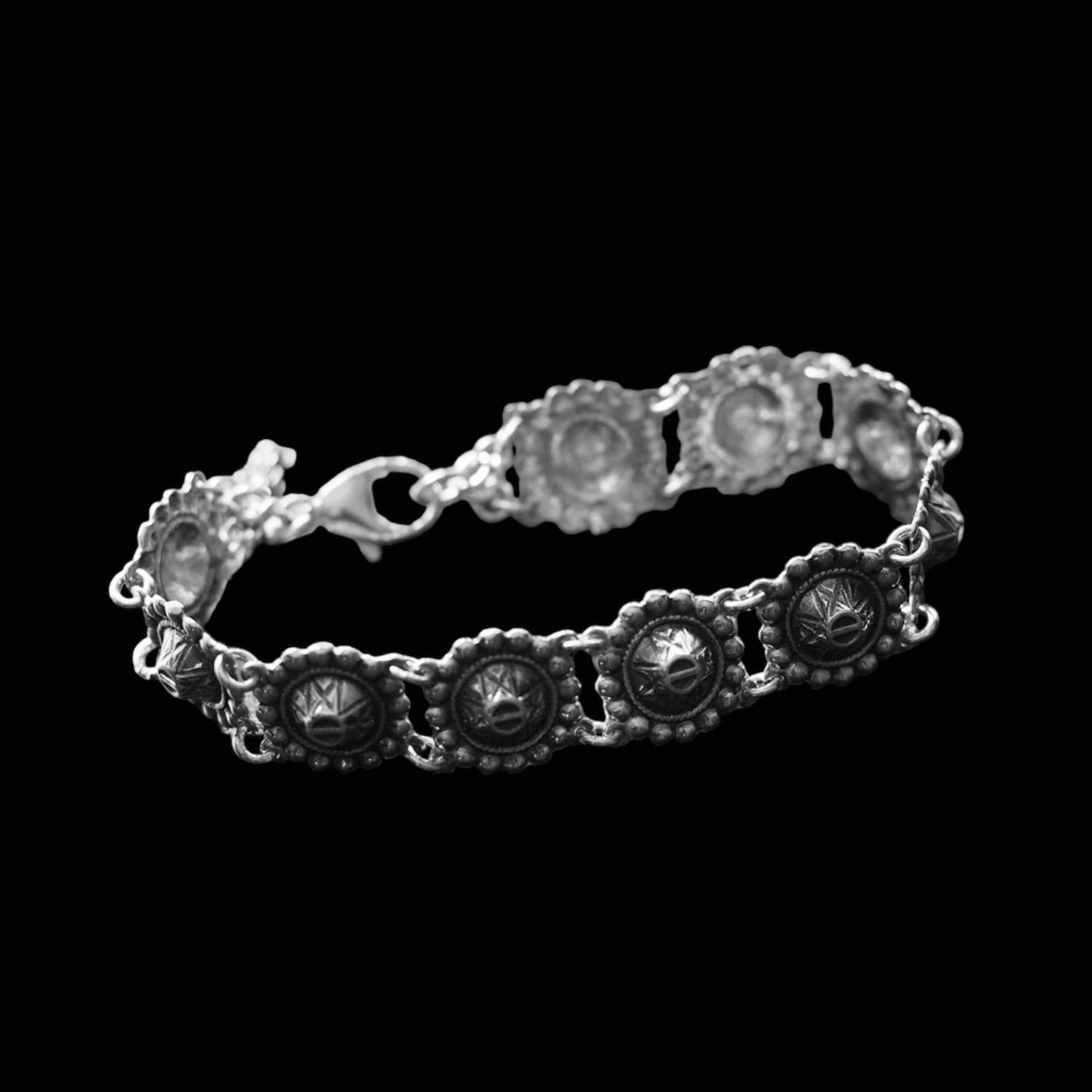 Estonian | Shield Bracelet - Sterling Silver