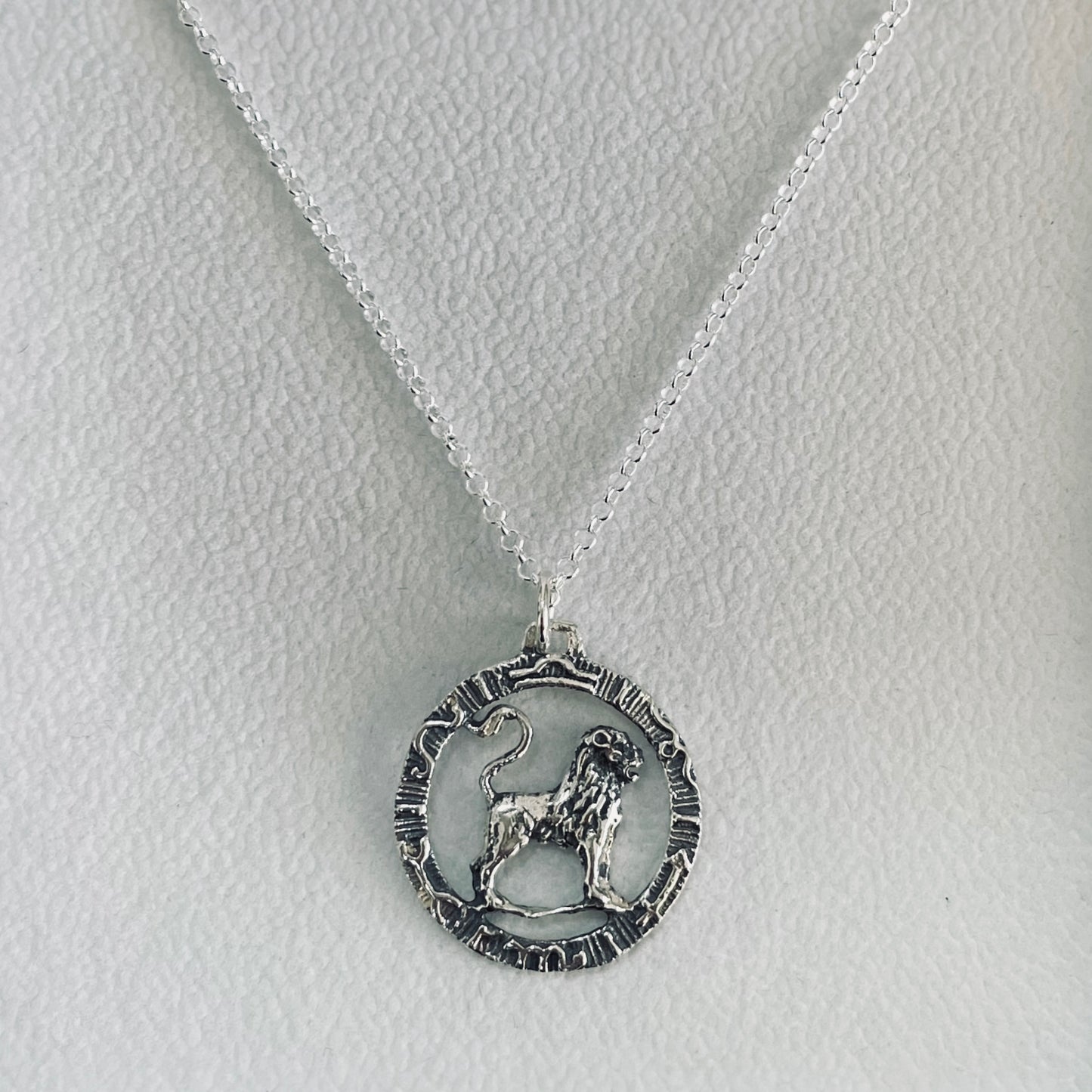 Harmony Leo Necklace - 925 Sterling Silver