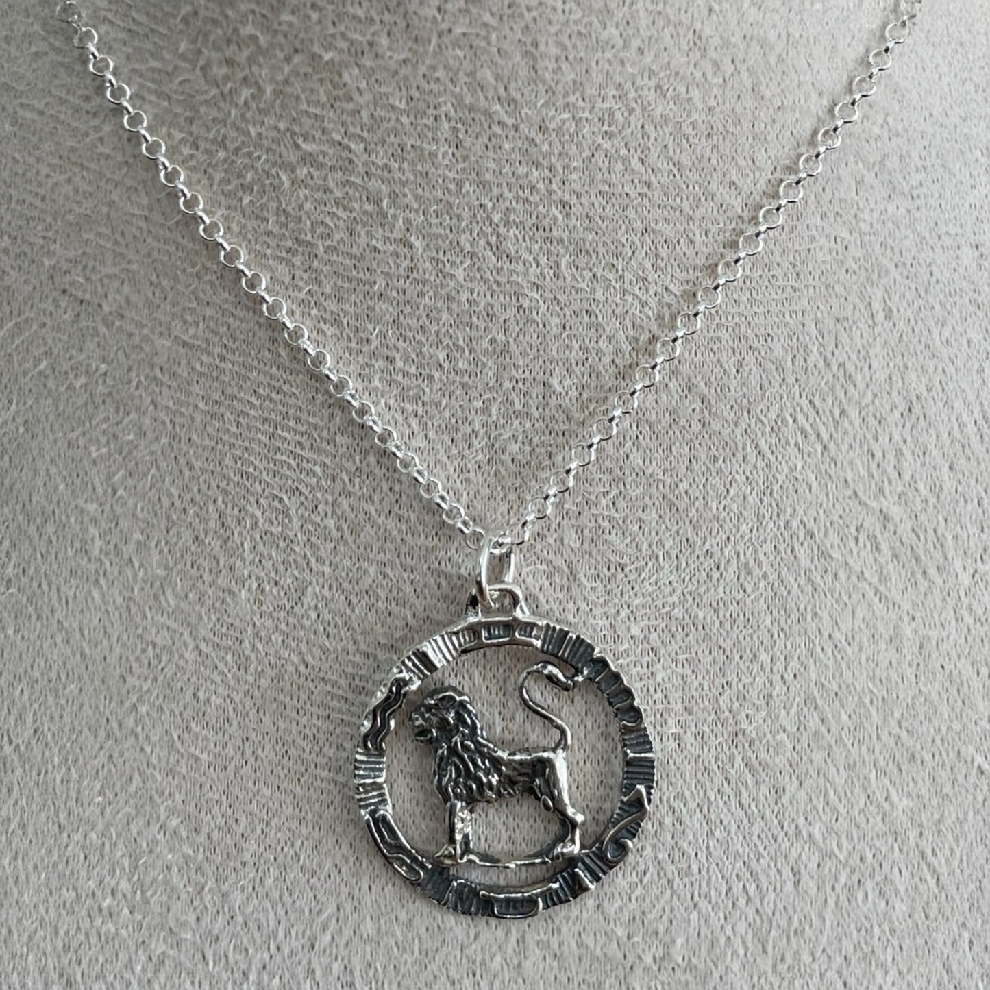 Harmony Leo Necklace - 925 Sterling Silver