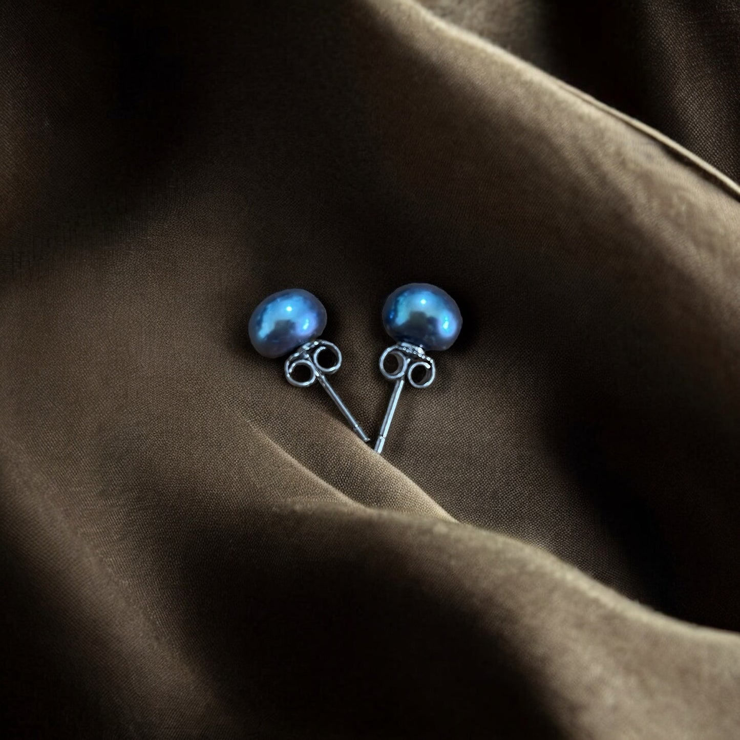 Cultured Pearl | 4mm Stud Earrings - 925 Sterling Silver